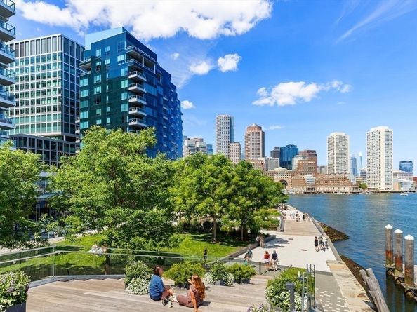 22 Liberty Dr 9H, Boston MA 02210