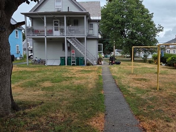 85 Boutelle St, Fitchburg MA 01420