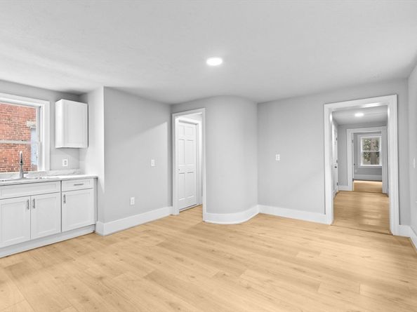 62 Grove Street, Fitchburg MA 01420