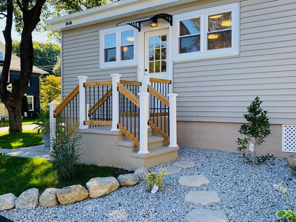 46 Crosby St, Webster MA 01570