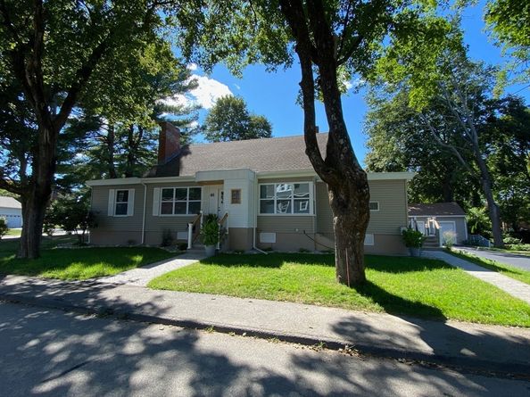 46 Crosby St, Webster MA 01570