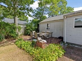 40 Cohasset Rd, Wareham MA 02532