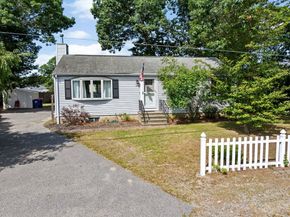 40 Cohasset Rd, Wareham MA 02532