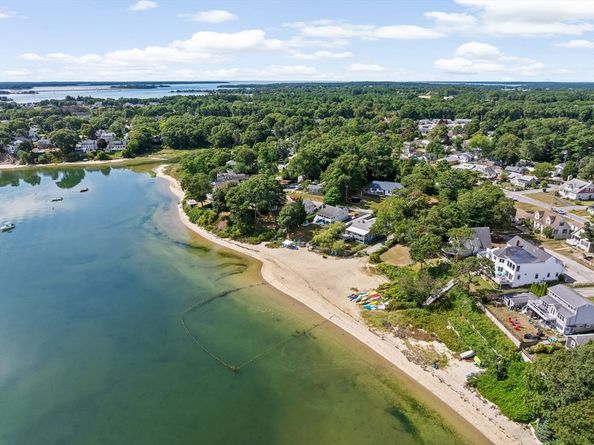 40 Cohasset Rd, Wareham MA 02532