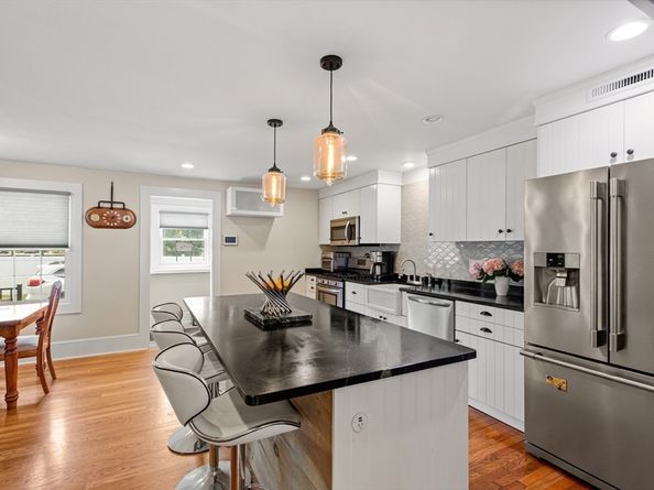 593 Washington St A, Pembroke MA 02359