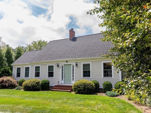 593 Washington St A, Pembroke MA 02359