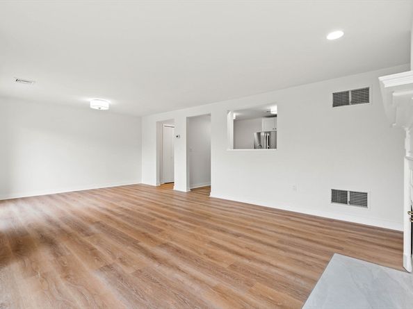 1 Washington Street 304, Salem MA 01970