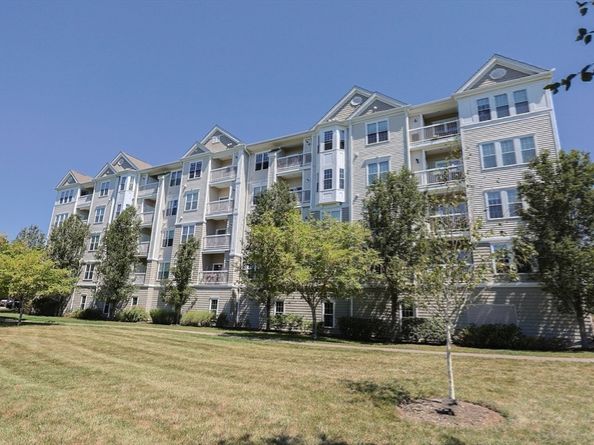 9 Morgan Dr. 109, Natick MA 01760
