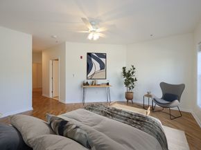 9 Morgan Dr. 109, Natick MA 01760