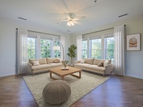 9 Morgan Dr. 109, Natick MA 01760