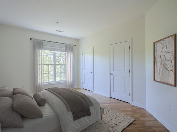 9 Morgan Dr. 109, Natick MA 01760