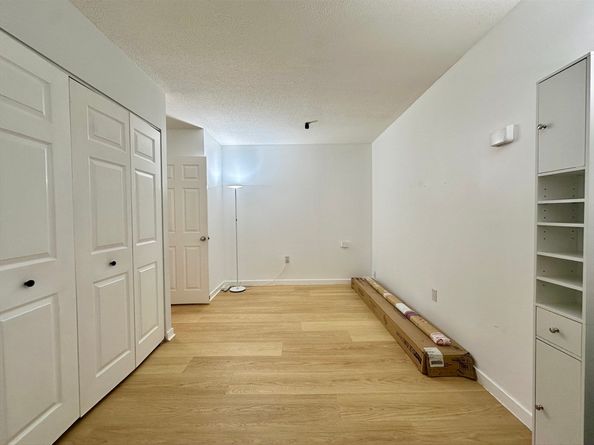 147 Kelton St 609, Boston MA 02134