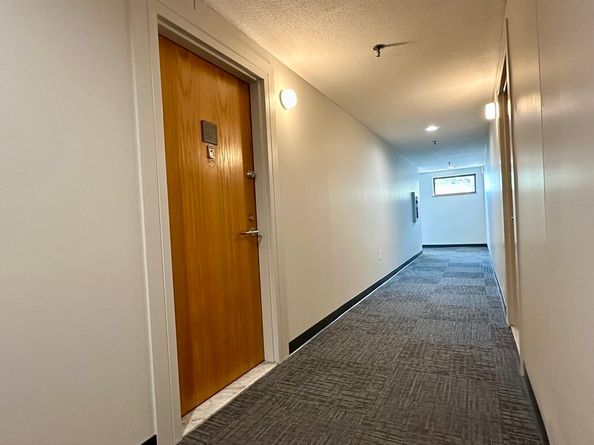 147 Kelton St 609, Boston MA 02134