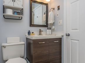147 Kelton St 609, Boston MA 02134