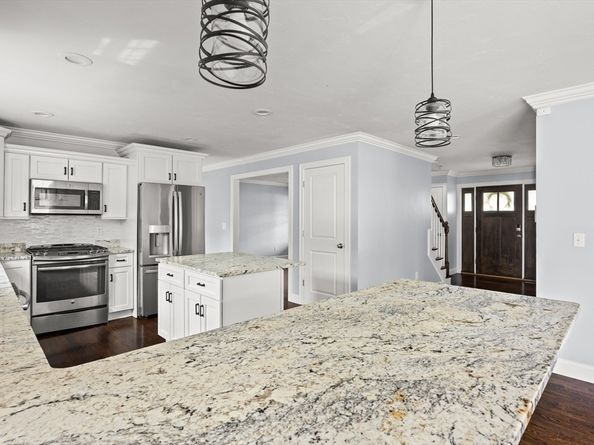 5 Nadias Way, Brockton MA 02301