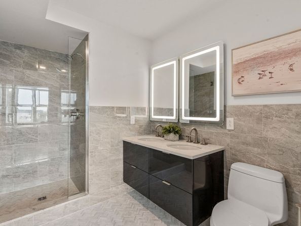 120 Nantasket 304, Hull MA 02045