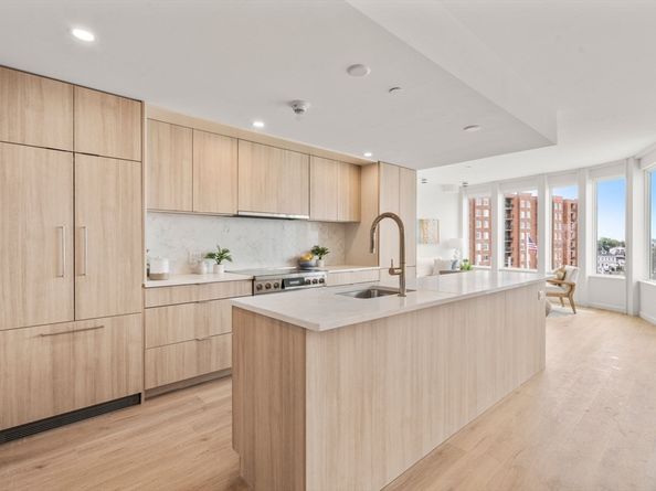 120 Nantasket 304, Hull MA 02045