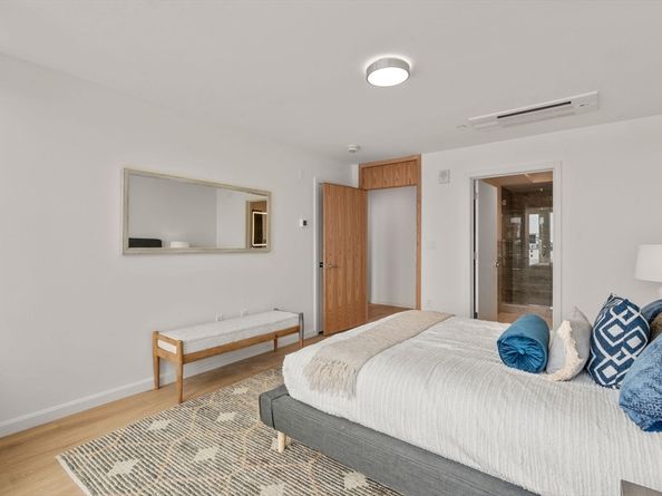 120 Nantasket 304, Hull MA 02045