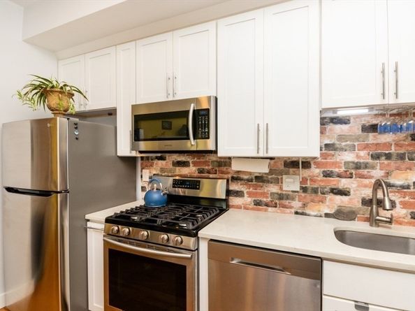 15 Swift Terrace 1, Boston MA 02128