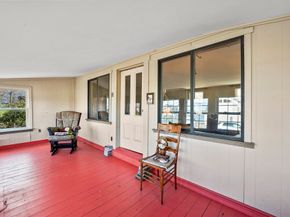 15 Eagle Hill Rd, Ipswich MA 01938
