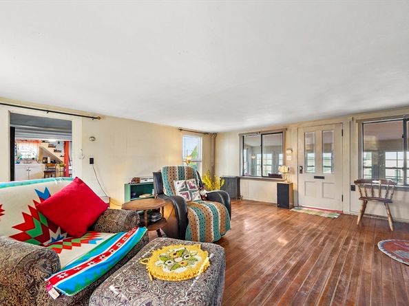 15 Eagle Hill Rd, Ipswich MA 01938