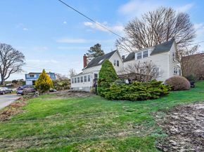 15 Eagle Hill Rd, Ipswich MA 01938