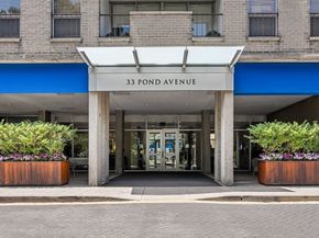 33 Pond Ave 603, Brookline MA 02445