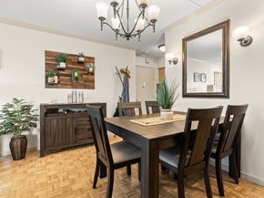 33 Pond Ave 603, Brookline MA 02445