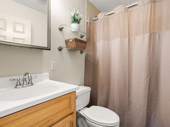 33 Pond Ave 603, Brookline MA 02445