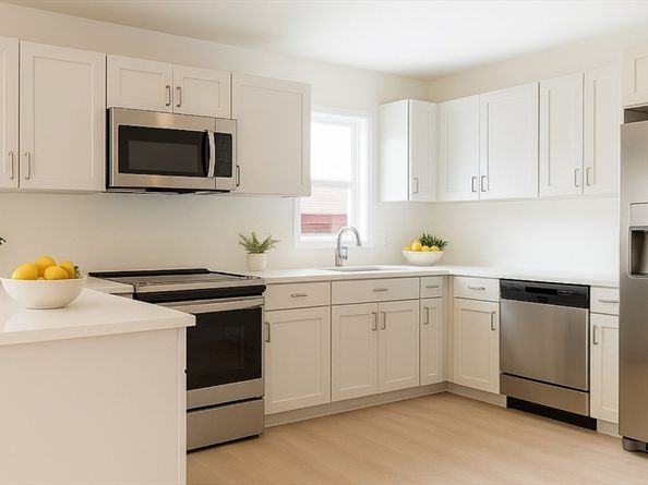 272-274 Cross St 3A, Malden MA 02148