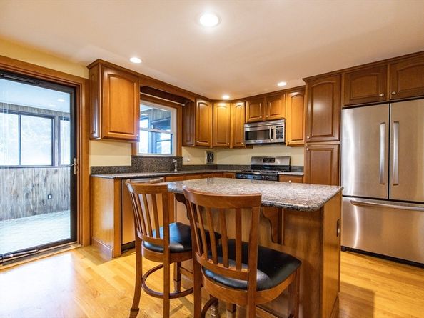 72 Rogers Drive, Stoughton MA 02072
