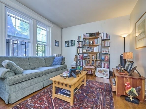 15 Colliston Rd 6, Boston MA 02135