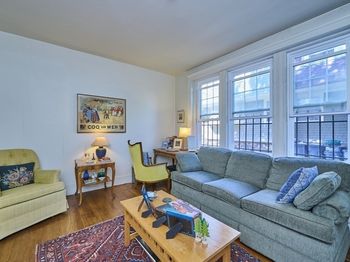 15 Colliston Rd