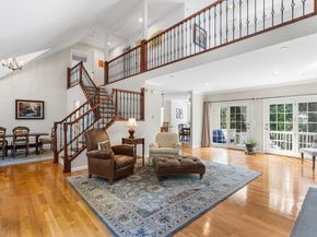 105 Weyland Circle, North Andover MA 01845