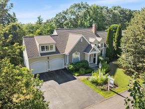 105 Weyland Circle, North Andover MA 01845
