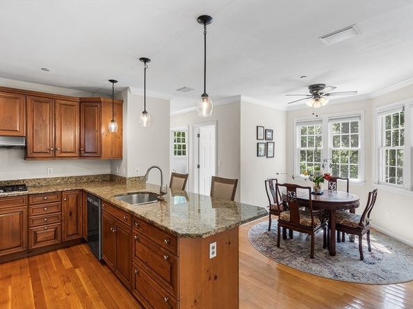 105 Weyland Circle, North Andover MA 01845