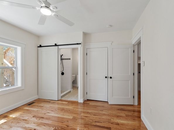 67 Essex St 1, Salem MA 01970