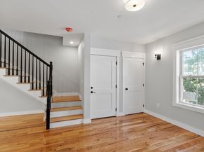 67 Essex St 1, Salem MA 01970