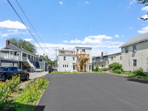 67 Essex St 1, Salem MA 01970