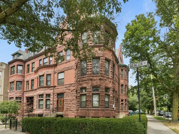 1774 Beacon St 6, Brookline MA 02445