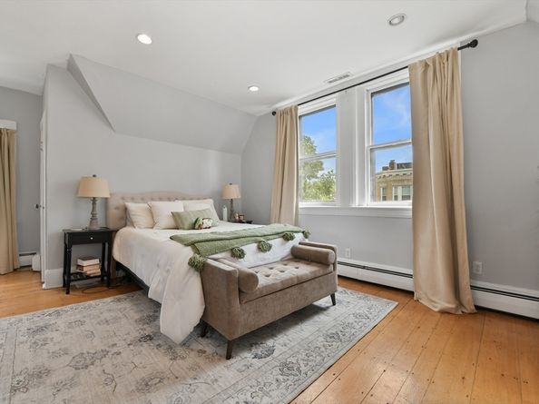 1774 Beacon St 6, Brookline MA 02445
