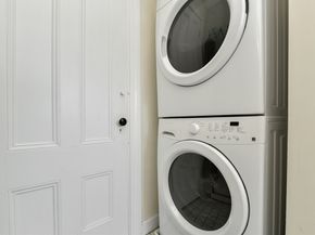 1774 Beacon St 6, Brookline MA 02445