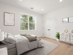 16 Stearns Rd 208, Wellesley MA 02482