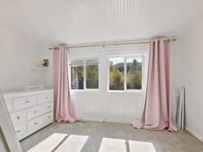 28 Holly Dr, Gardner MA 01440