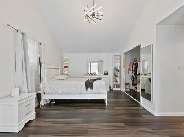 28 Holly Dr, Gardner MA 01440