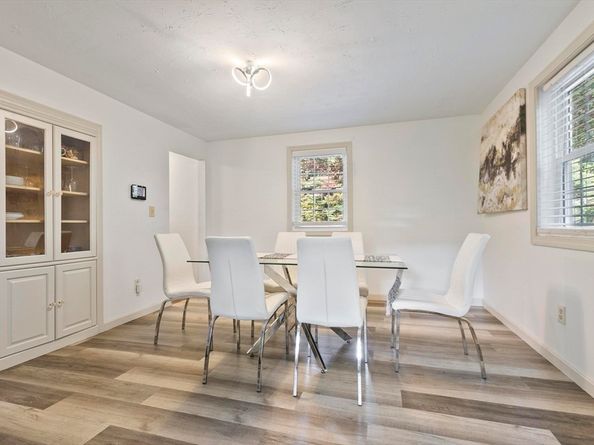 28 Holly Dr, Gardner MA 01440