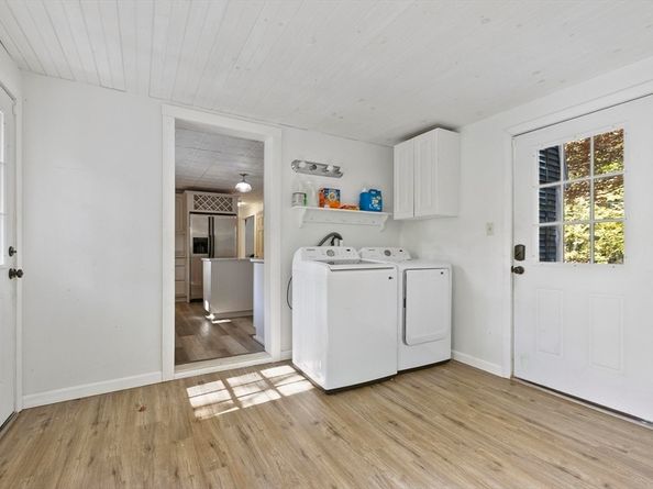 28 Holly Dr, Gardner MA 01440
