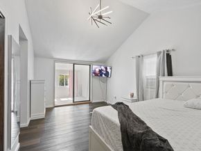 28 Holly Dr, Gardner MA 01440