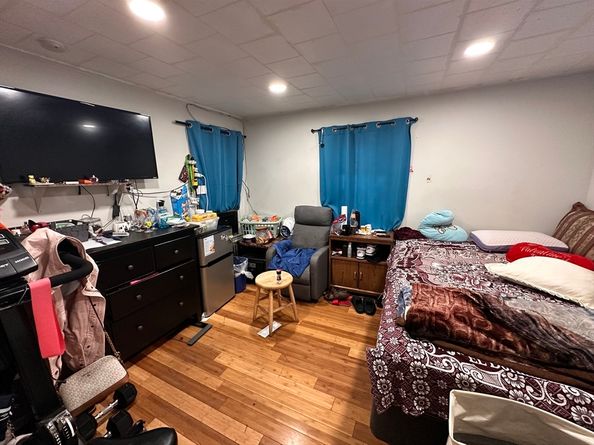35 Eden St, Chelsea MA 02150