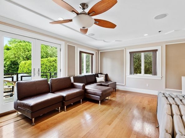 7 Freeman Street, Lynnfield MA 01940